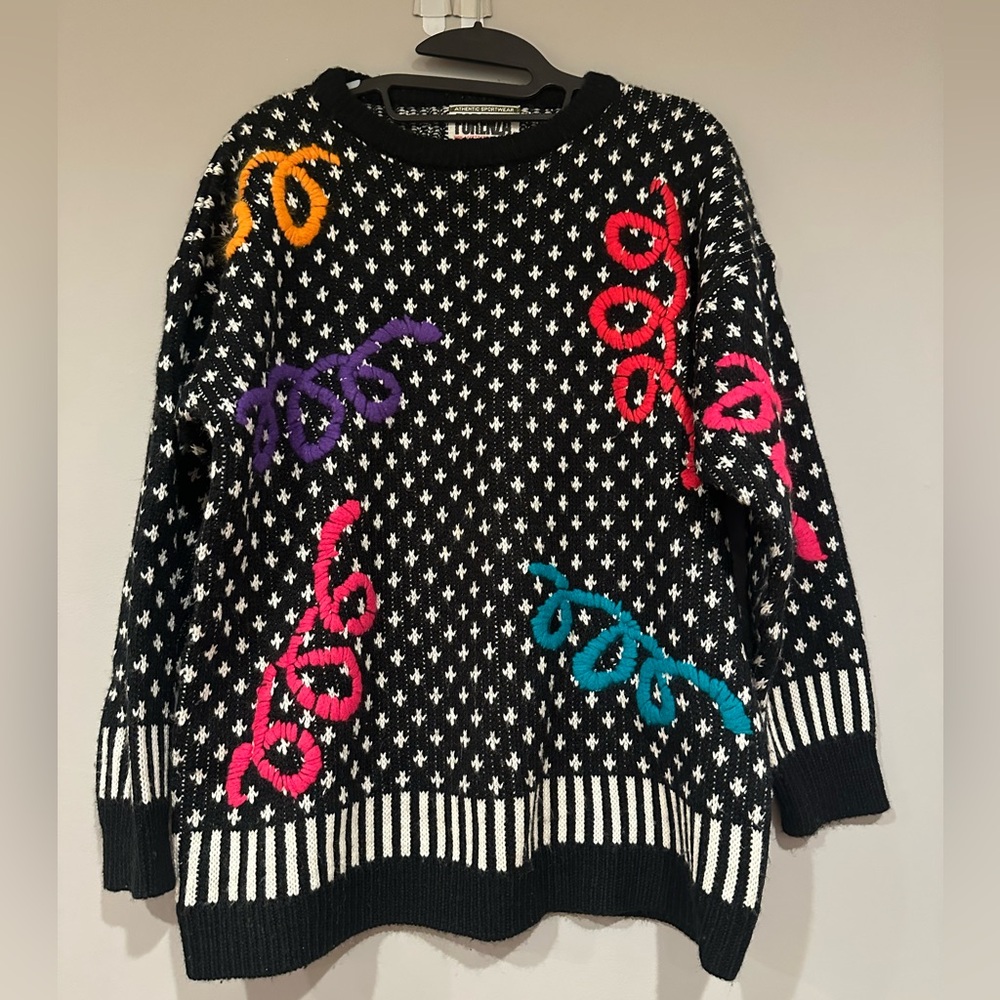 VGT Forenza Black and White Sweater with Colorful Accents
